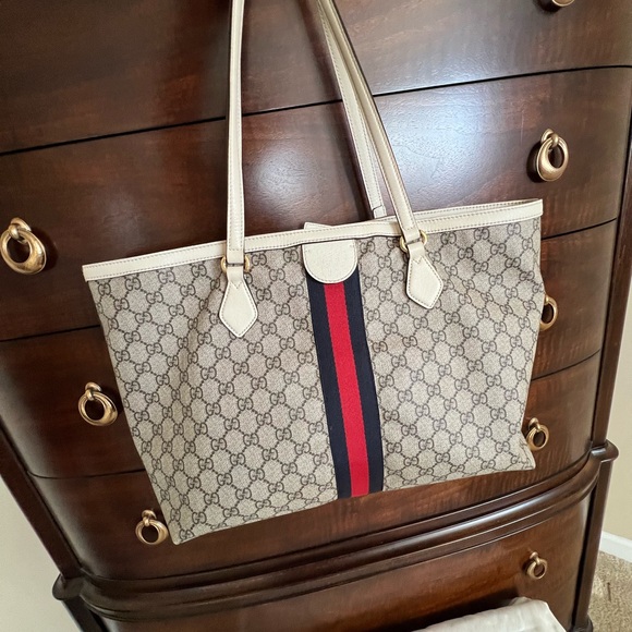 Gucci Ophidia GG Medium Ophidia Tote - Picture 7 of 11
